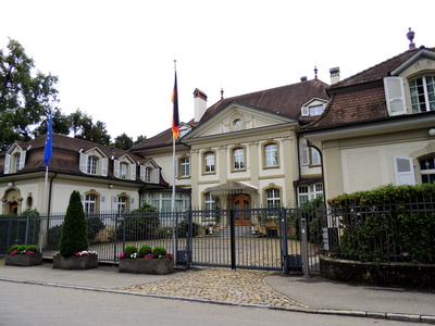 Ambasade i konzulati